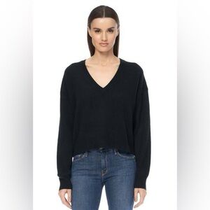 360 Cashmere Vneck Niomi Sweater Black